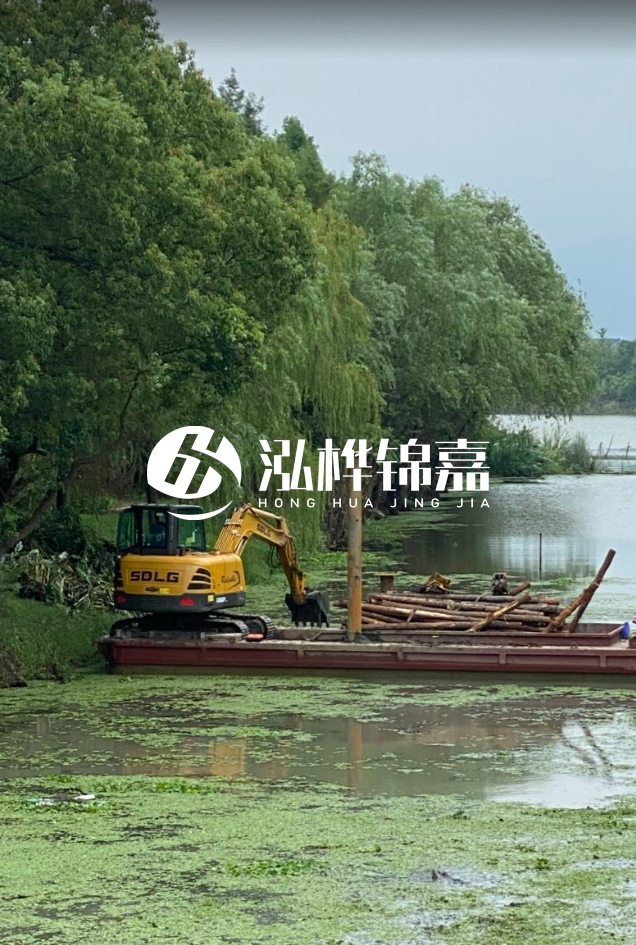 咸寧挖機(jī)打木樁專業(yè)施工-農(nóng)村建房打樁選松木樁好嗎？