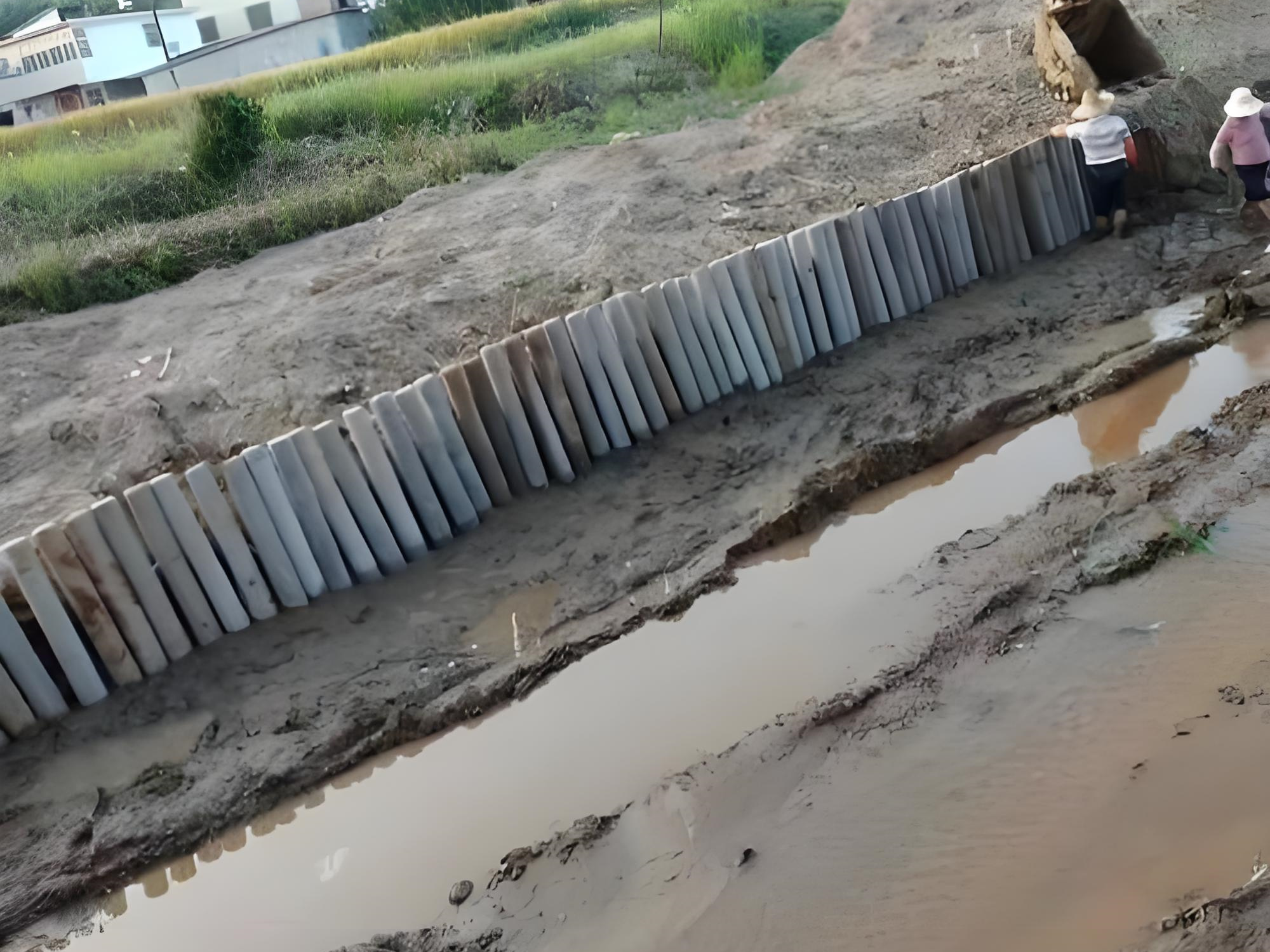 水泥仿木樁施工隊(duì)泓樺錦嘉 - 水泥仿木樁的施工費(fèi)用怎么計(jì)算？